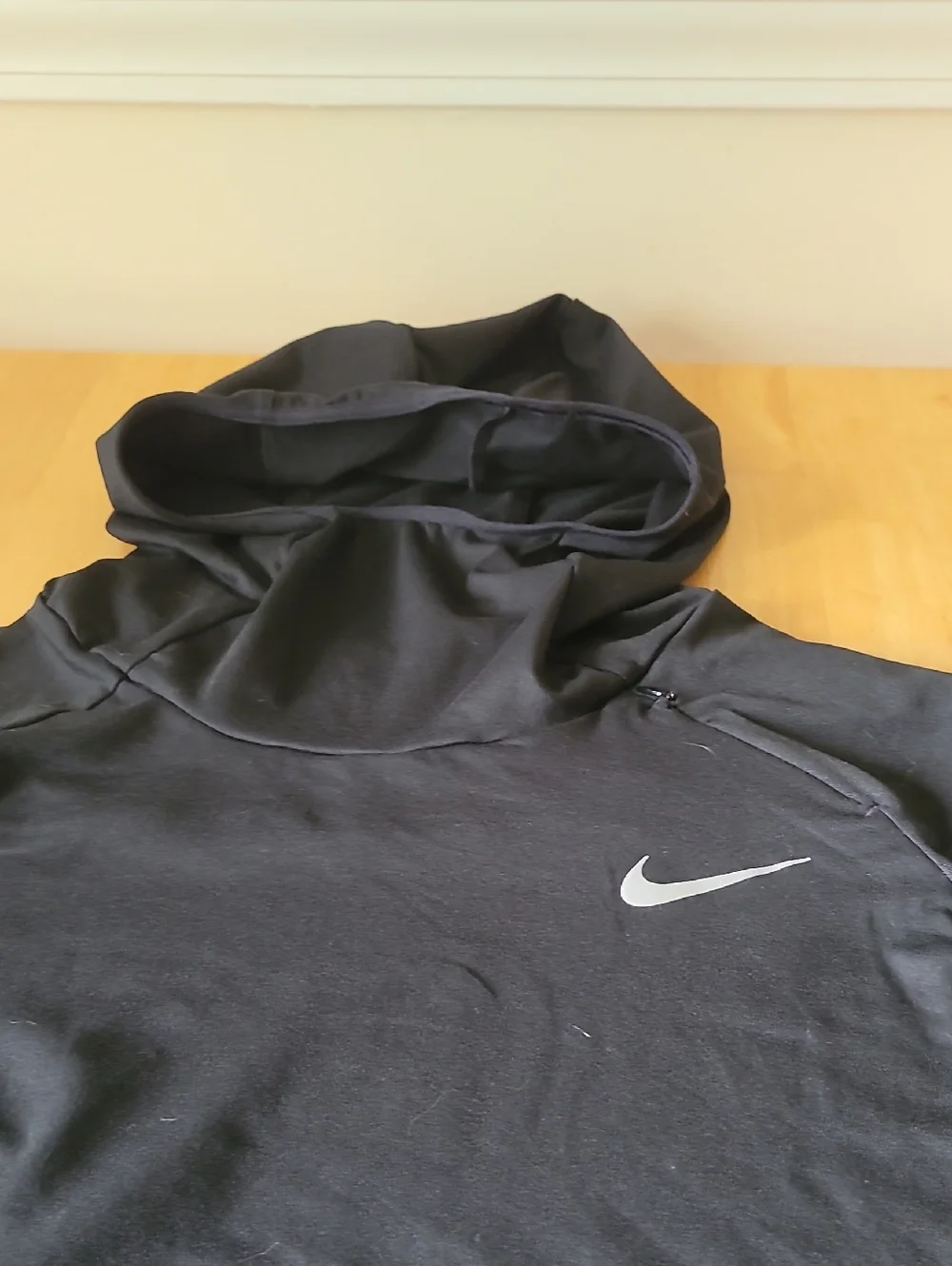 Nike Dri-Fit Element Fitted Running Athletic Hoodie